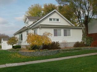 36166 Palmer Rd, Westland, MI 48186