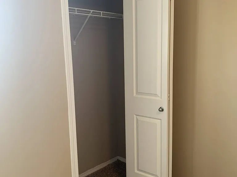 248 Edwards Dr SW — Photo 16