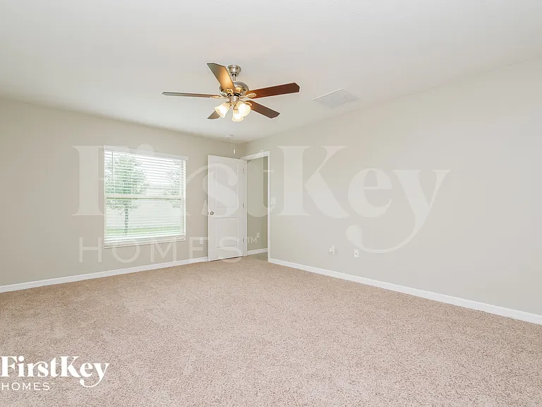 6117 Tremeza Pl — Photo 8