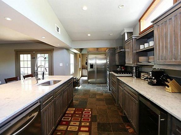 Carrara marble countertops