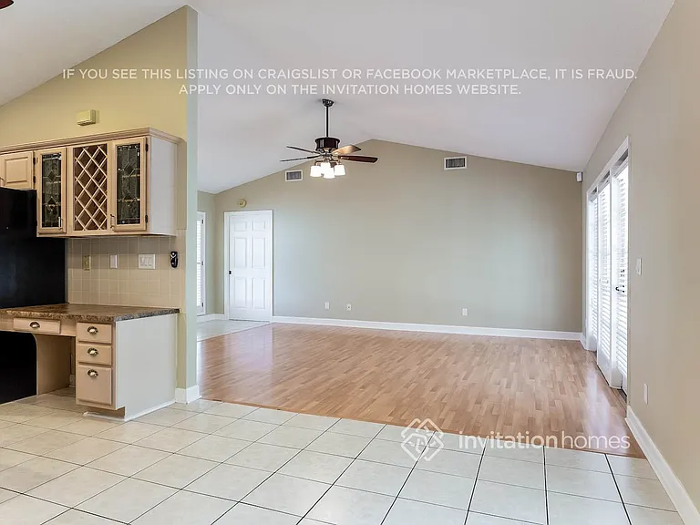 13740 Cromer Ct — Photo 7