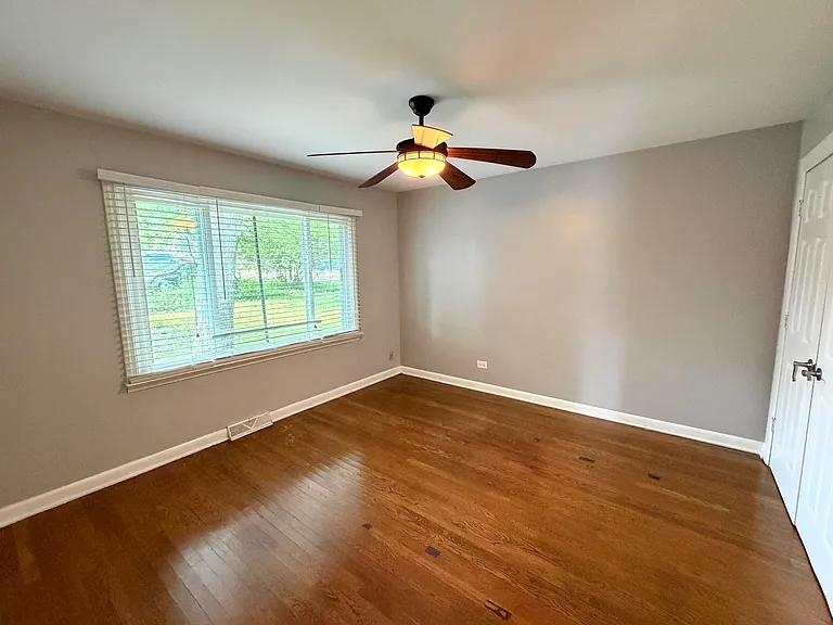 33517 N Greentree Rd — Photo 11