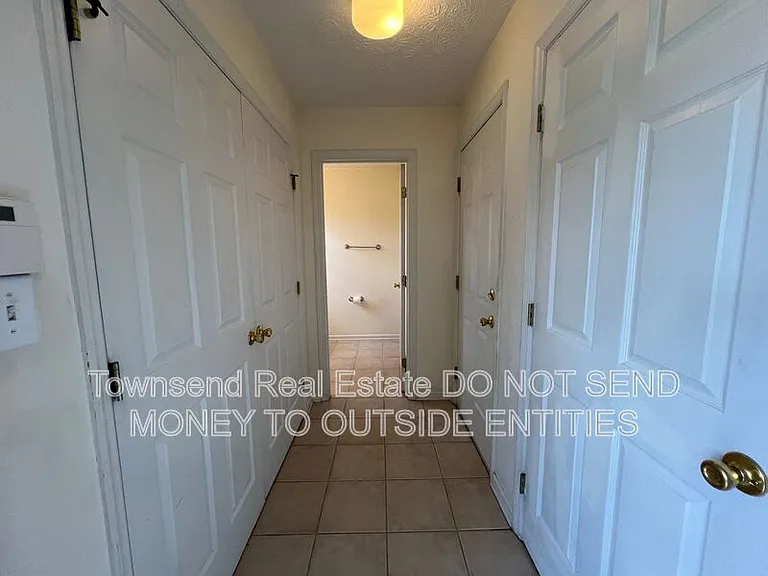 121 Bugle Call Dr — Photo 8