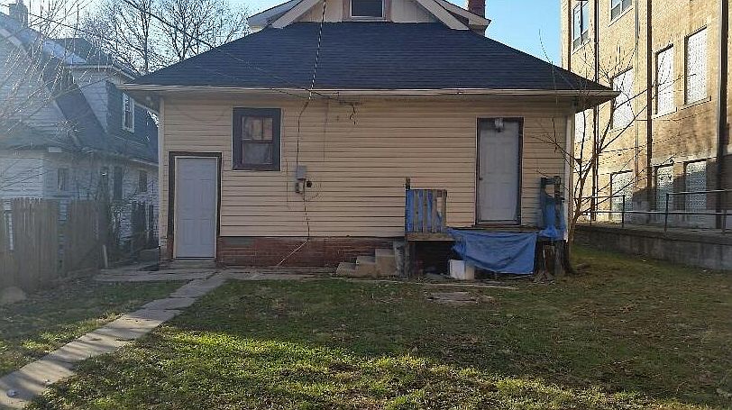 2nd image of 523 Eastern Ave