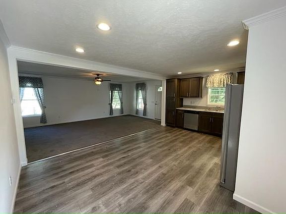 3rd image of 17315 Water View Dr #118