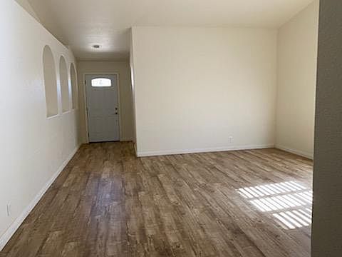 2nd image of 12710 Sweetwater Cir