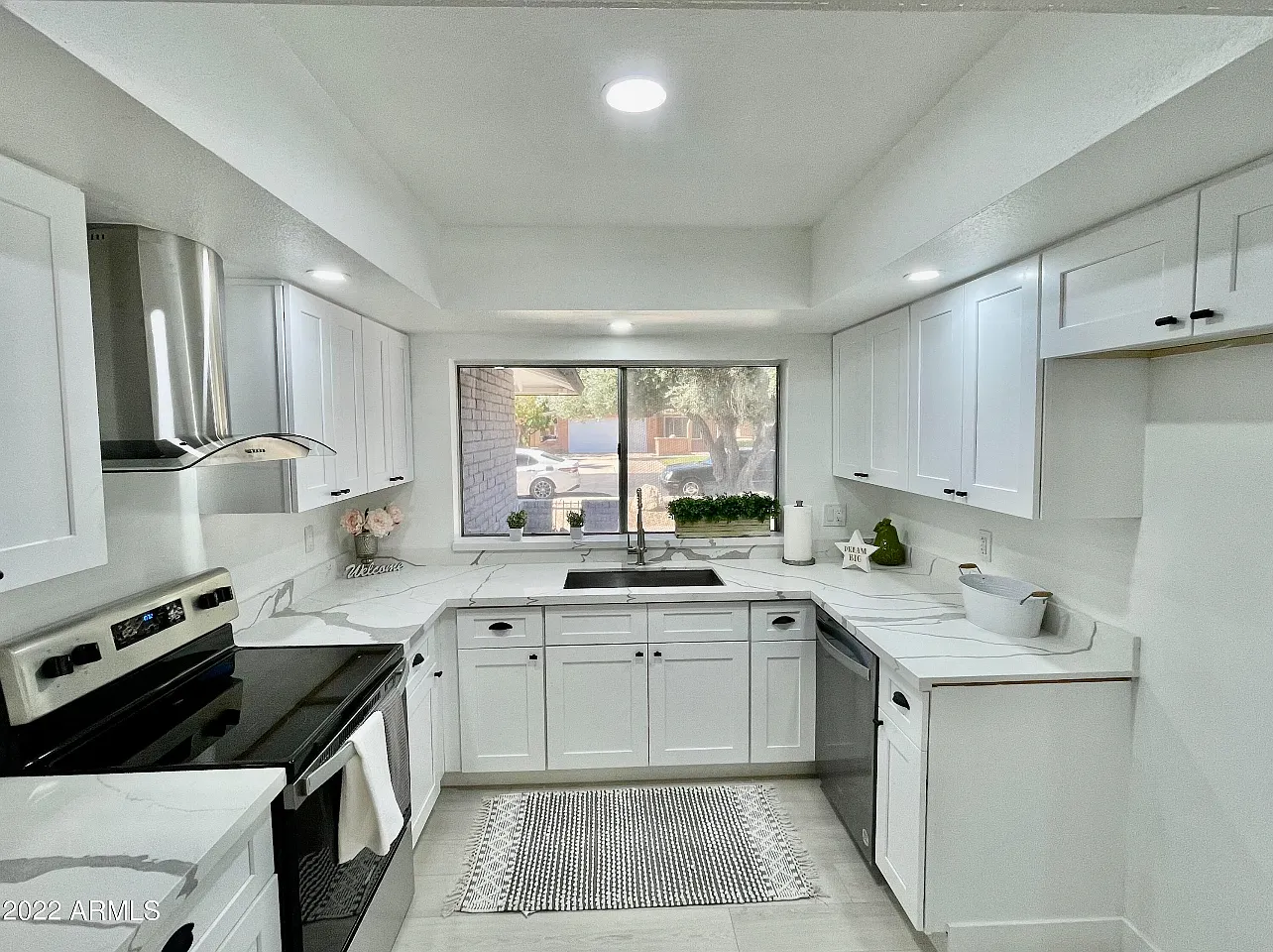 House for Rent — Photo 2