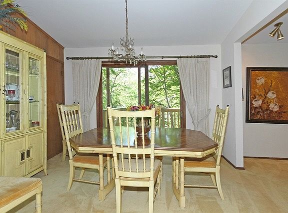 5th image of 50 Park Ct