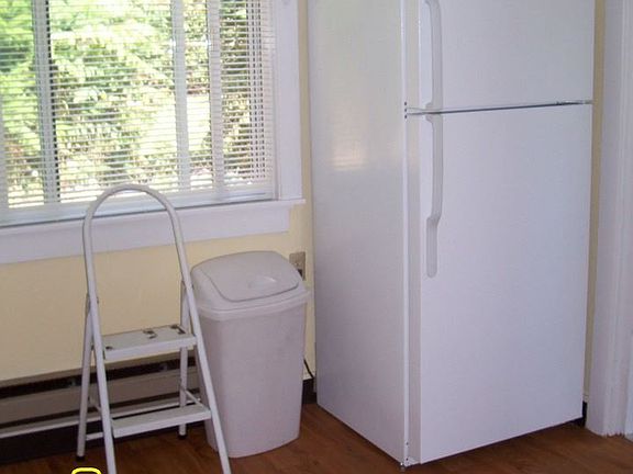 5th image of 12240B 14th Ave S