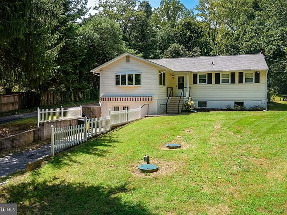 2nd image of 2510 Davidsonville Rd