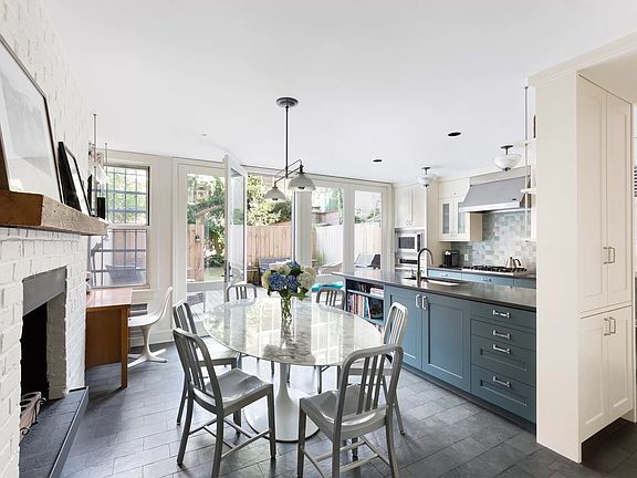 2nd image of 31 W 93rd St #Townhouse