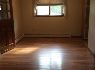 436 New London Rd, Colchester, CT 06415