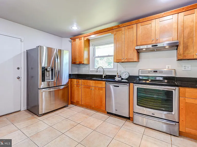 2708 Shanandale Dr — Photo 13