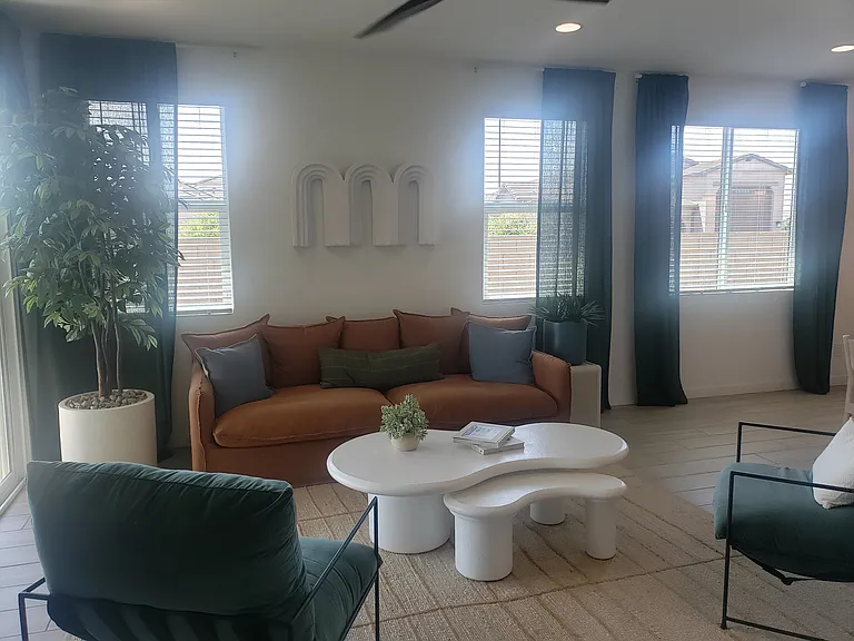 9524 W Whitton Ave — Photo 13