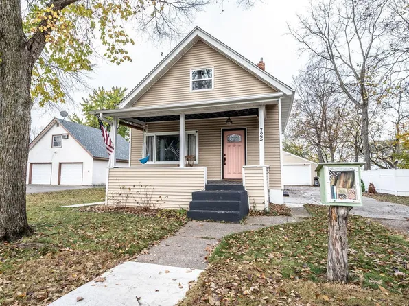 725 Summit Ave, Saint Paul Park, MN 55071