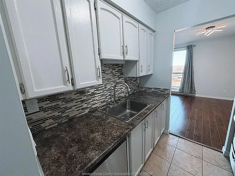 9099 Riverside Dr E #805W — Photo 8