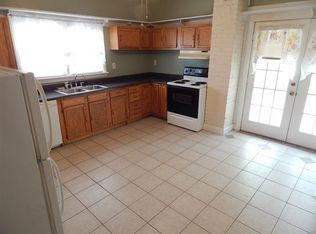 307 Elizabeth St, Paris, KY 40361