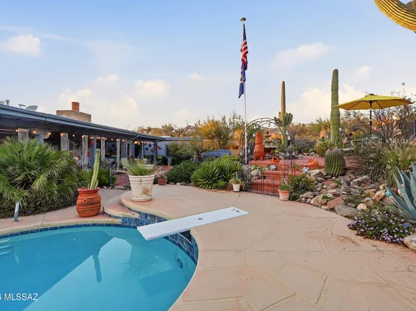 3770 N Gunnison Dr, Tucson, AZ 85749