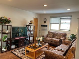 58-28 251st Street Upper Unit, Little Neck, NY