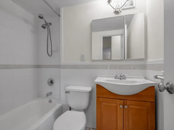 4705 Henry Hudson Parkway image 15 of 23