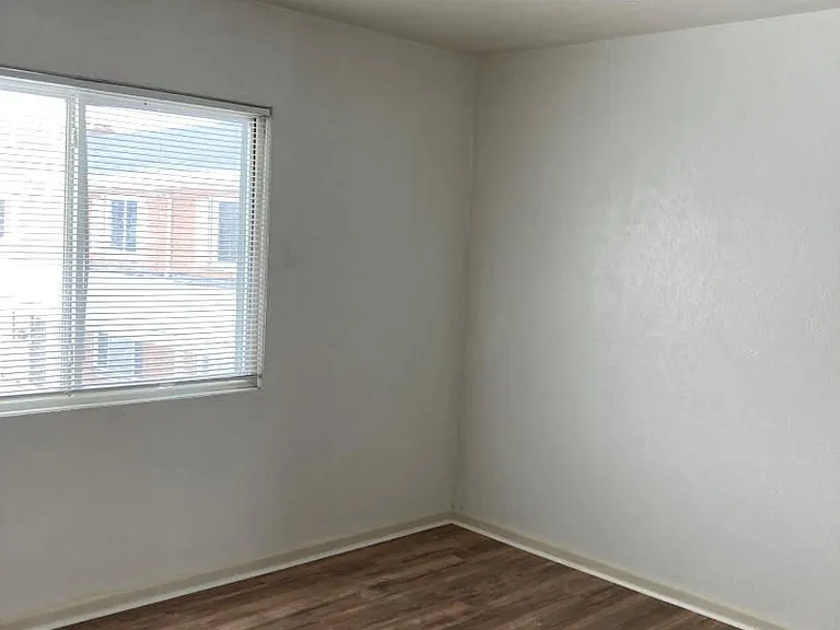 4871 Banbury Ct #15 — Photo 27