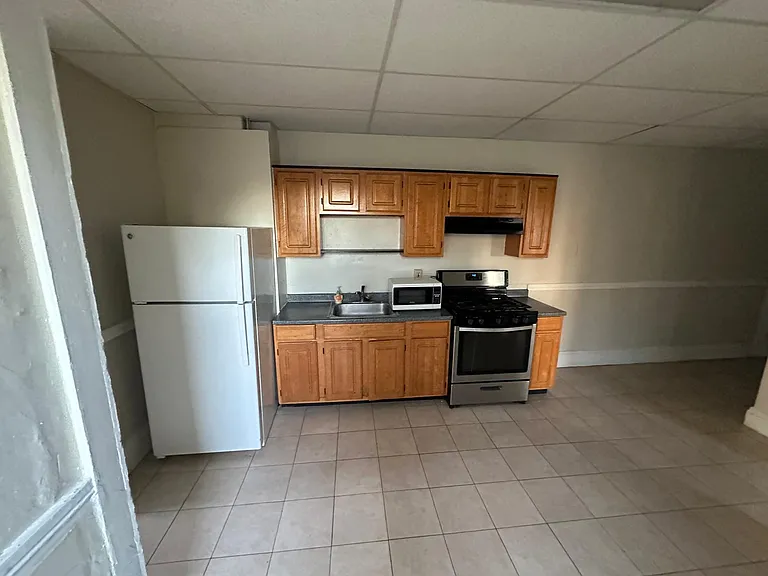 183 Harvard St #3A — Photo 22