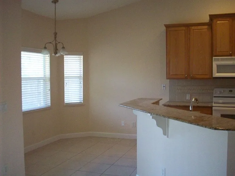 2173 SW Idaho Ln — Photo 4