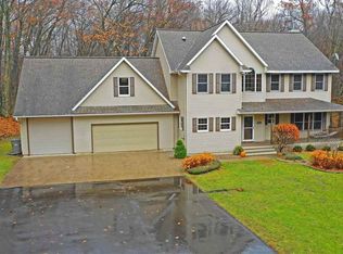 E1778 Garfield Ln, Waupaca, WI 54981