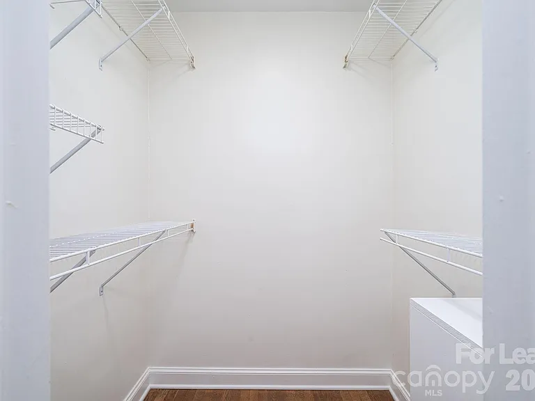 2020 Helen Dr — Photo 21