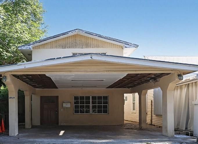 1st image of 1019 Packer Street