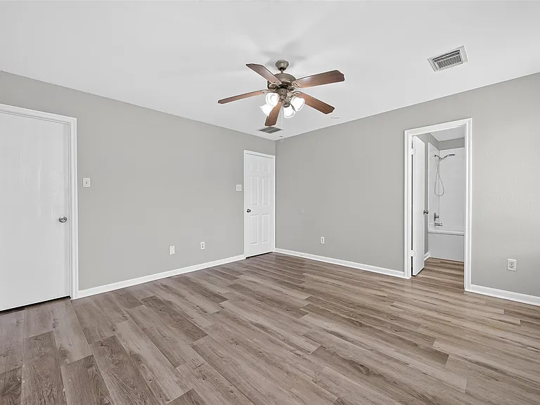 22851 Twisting Pine Dr — Photo 23