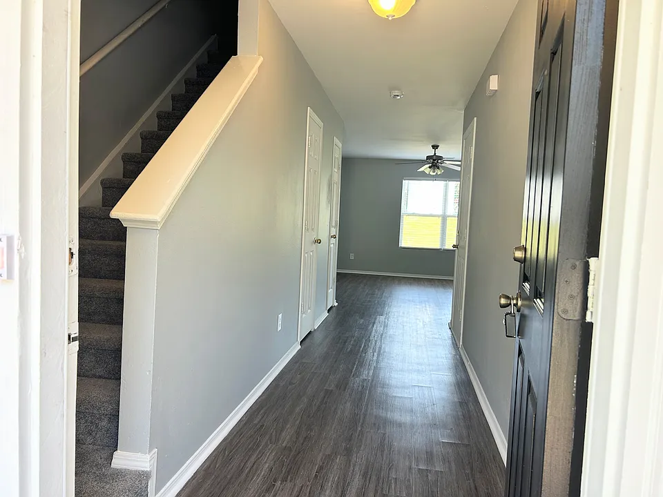 6342 Ziegler Ln