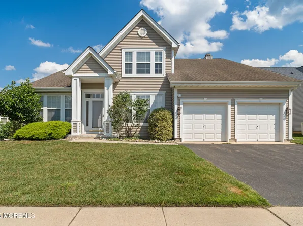 98 Mirage Boulevard, Barnegat, NJ 08005