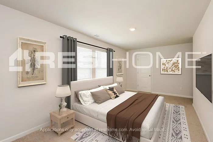4 bed, 2.5 bath, 1804 sqft, $1,895 — Photo 4