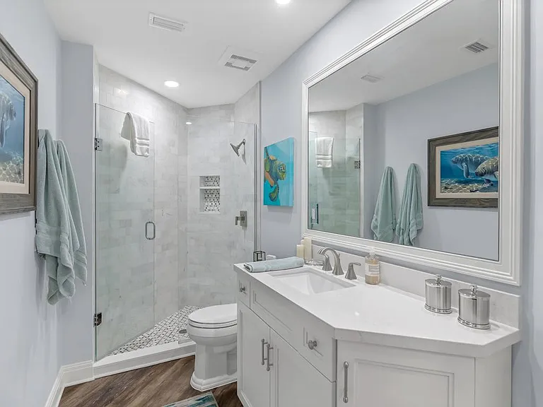 5250 E Harbor Village Dr #102 — Photo 22