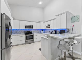 8237 Via Di Veneto, Boca Raton, FL 33496