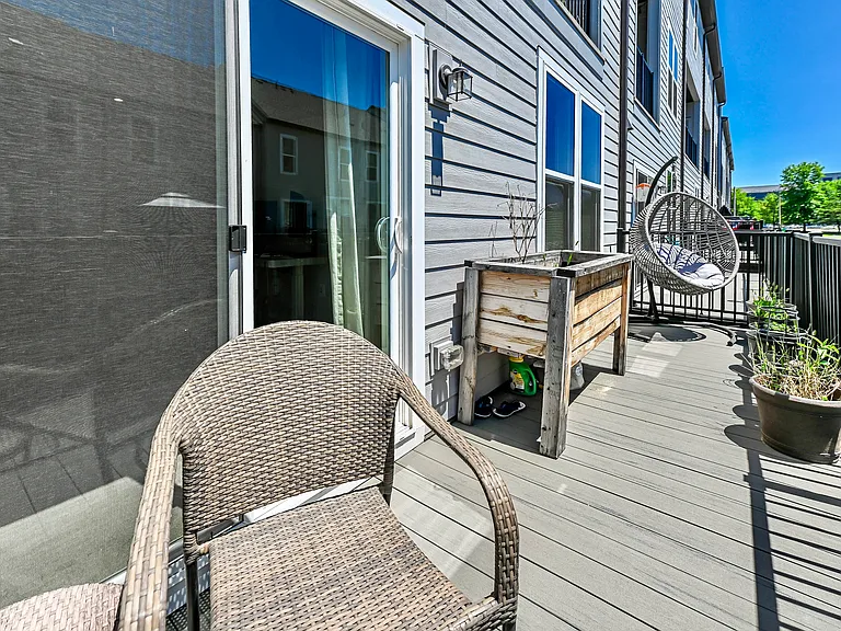 13543 Sayward Blvd — Photo 25