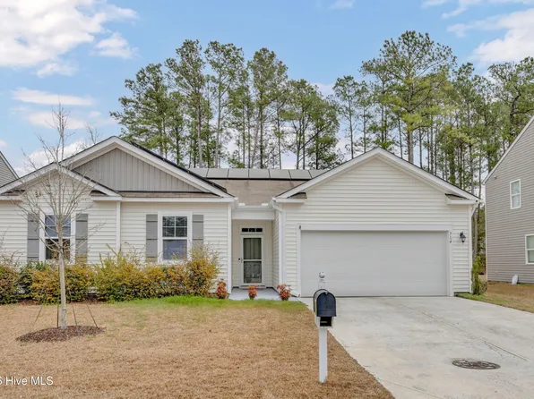 714 Avington Ln NE, Leland, NC 28451