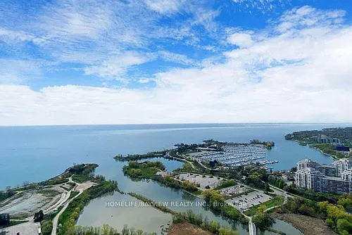 30 Shore Breeze Dr #4217 Photo 1