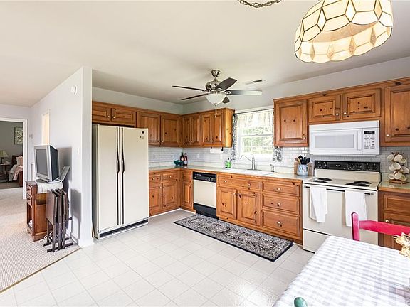 4th image of 6800 Poor House Ct