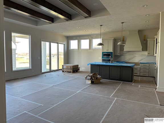 4th image of 21732 G St