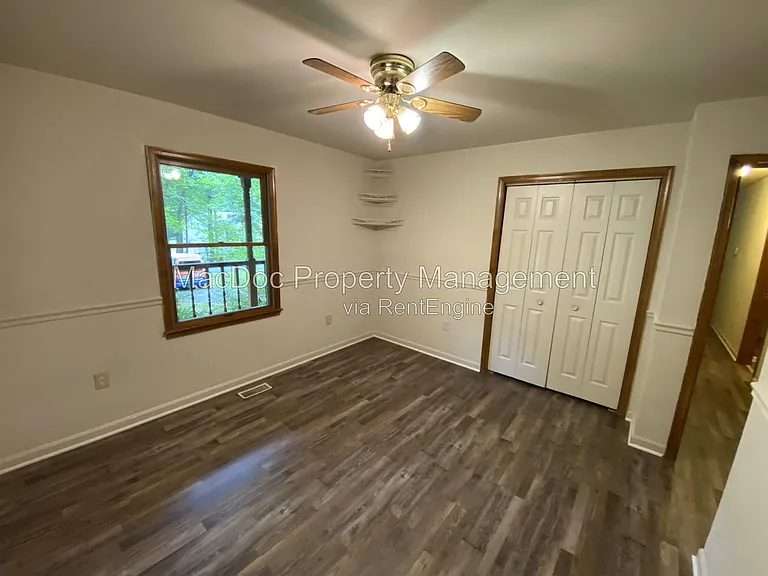 8302 Delegate Dr — Photo 21
