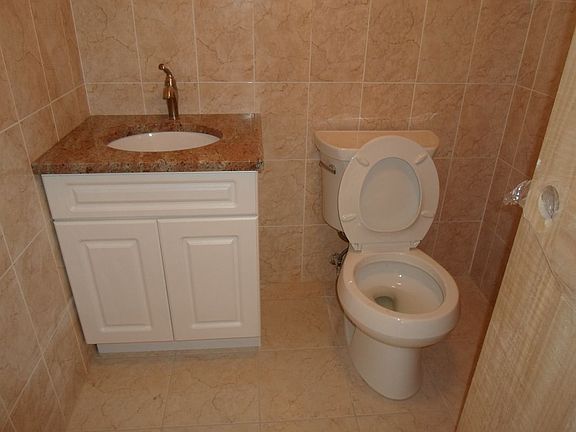 5th image of 12-20 31st Dr #1R