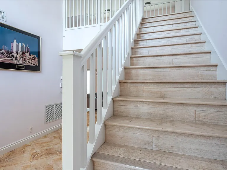 2999 Banyan Rd — Photo 22