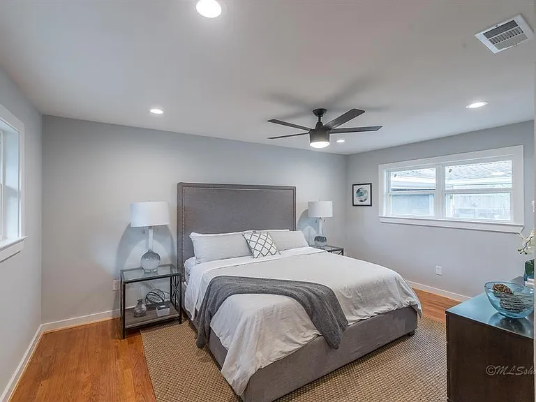 10058 Larston St — Photo 12