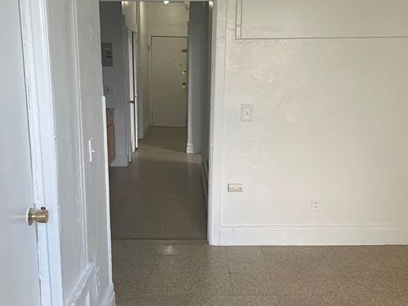 4th image of 41 Baldwin Ave APT 44