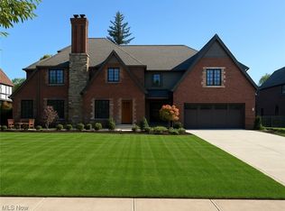 21957 Avalon Dr, Rocky River, OH 44116