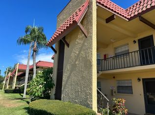 1845 S Highland Ave APT 10-15, Largo, FL 33756