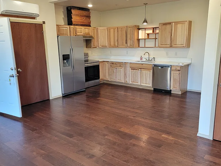 14001 SE Rupert Dr #4 — Photo 1