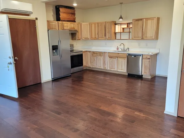 14001 SE Rupert Dr #4, Portland, OR 97267